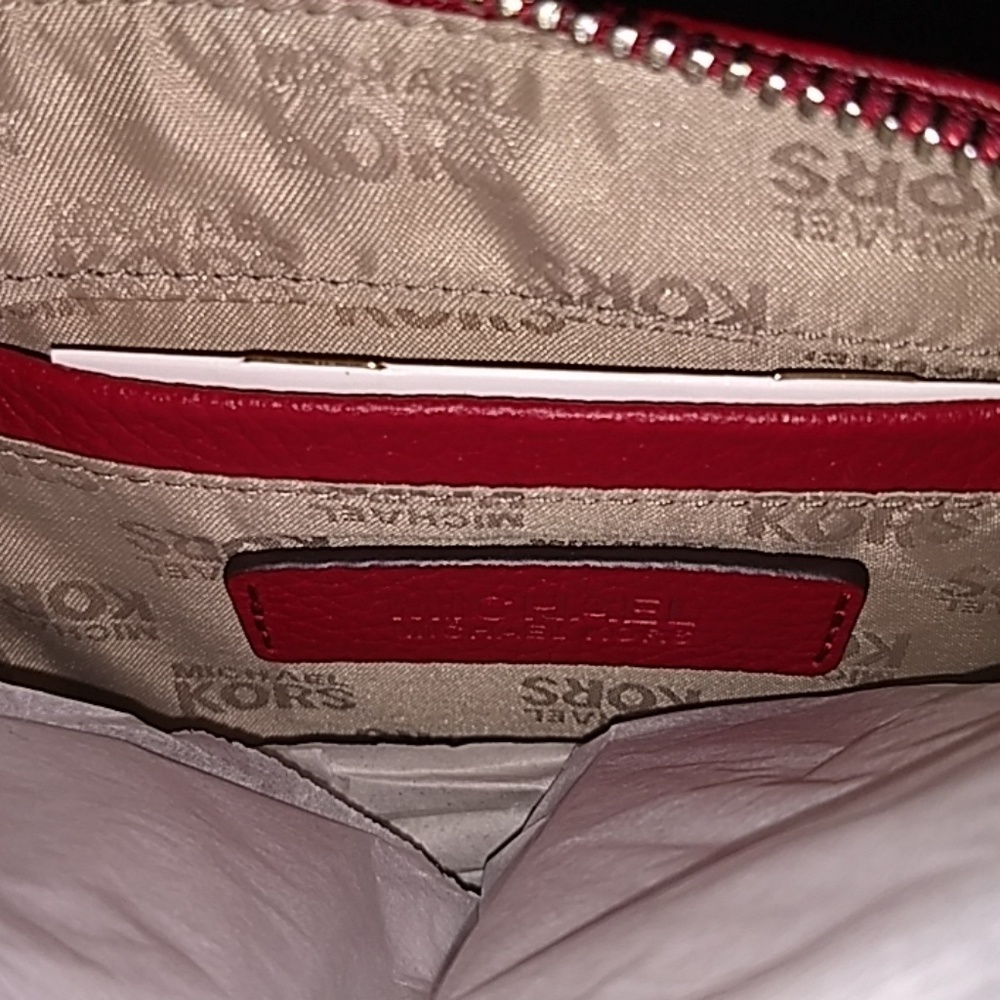 Michael Kors travel case. Brand new. Red leather - Picture 2 of 5